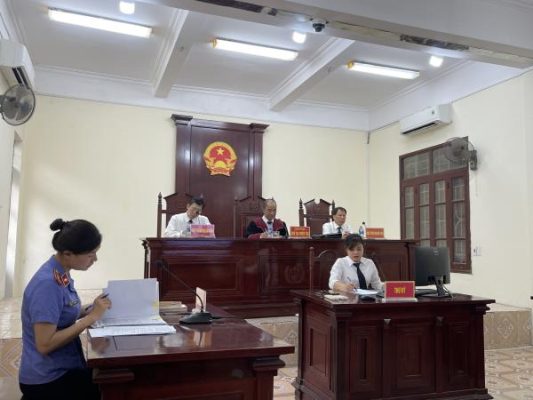 Bị ép ký giấy tặng cho quyền sử dụng đất: Có hủy được không?