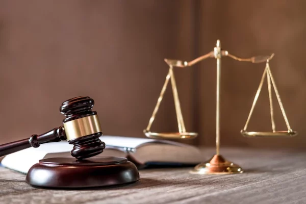 Án phí khởi kiện dân sự được tính như thế nào? Bảng phí mới nhất