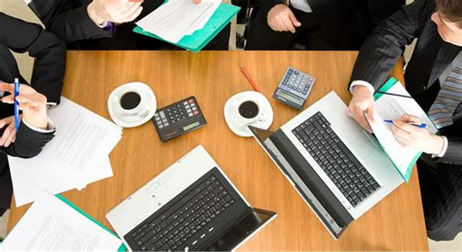 Hành vi livestream bán hàng sai sự thật và chế tài xử lý theo pháp luật 2026