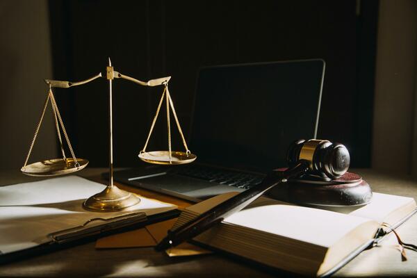 Trách nhiệm pháp lý khi đăng thông tin sai sự thật trên mạng xã hội